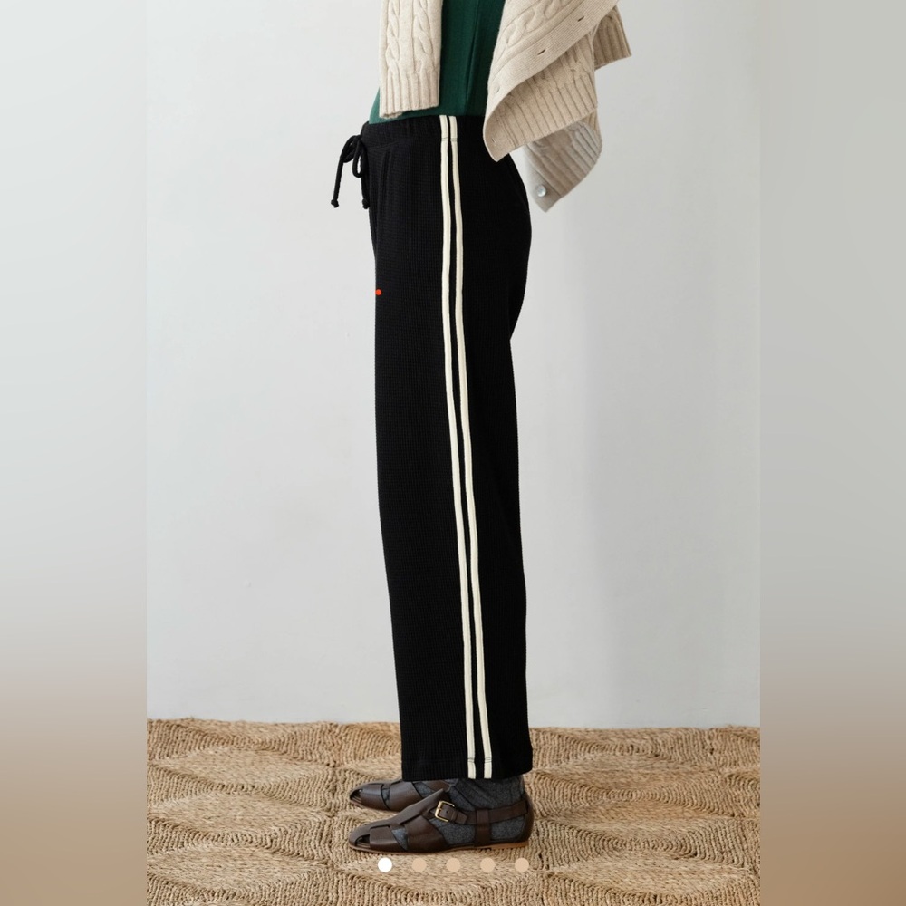 The Thermal Crop Stripe Pant (Black)
